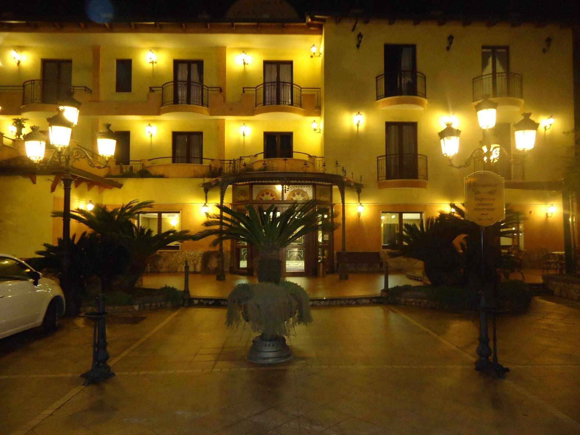 Hotel La Fayette Licola Kültér fotó